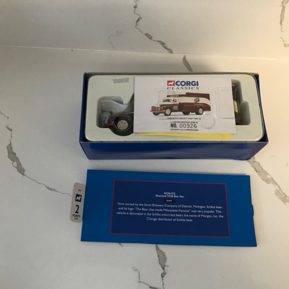 Corgi Classics Limited Edition Schlitz Diamond T620 Morgan Box Van 1:50  NIB - Picture 5 of 13